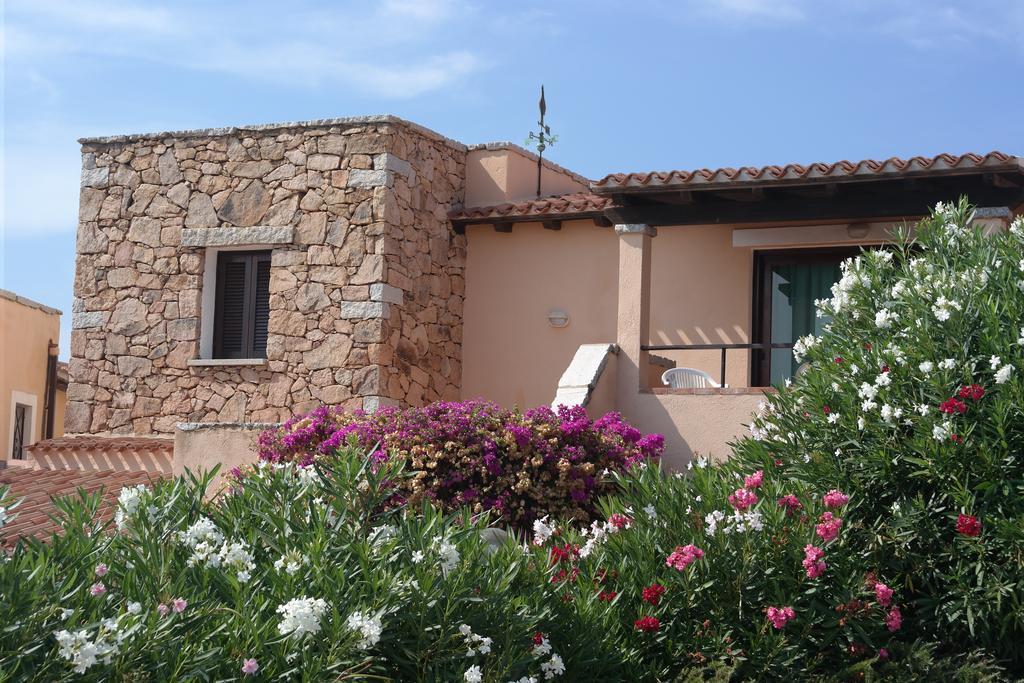 Sardinia Blu Residence Golfo Aranci Buitenkant foto