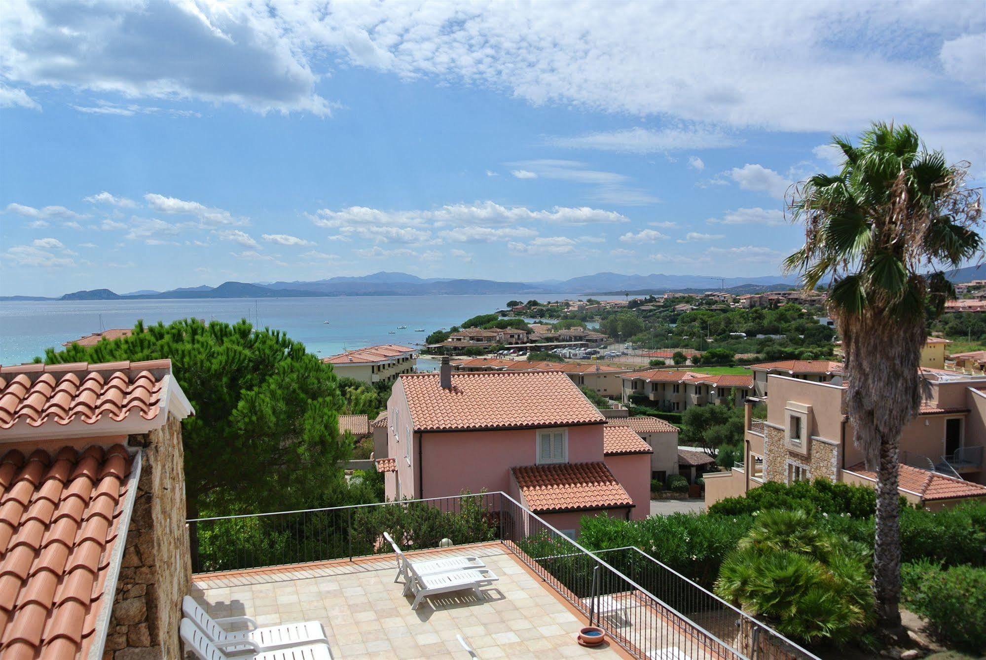 Sardinia Blu Residence Golfo Aranci Buitenkant foto