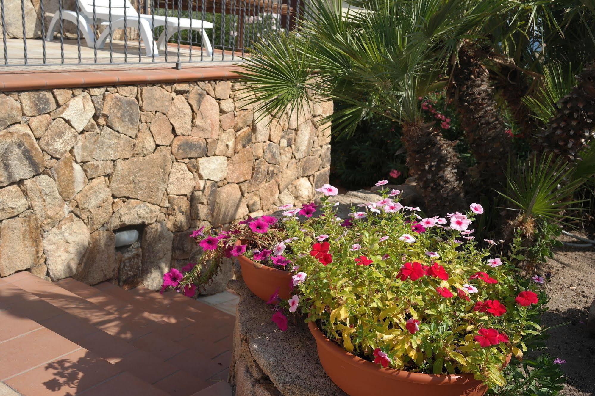 Sardinia Blu Residence Golfo Aranci Buitenkant foto